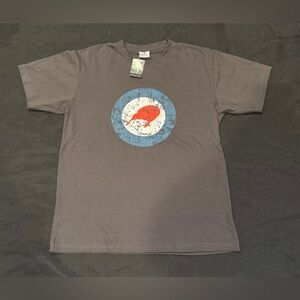 NWT Royal New Zealand Air Force Roundel Red Kiwi NWT T-shirt M